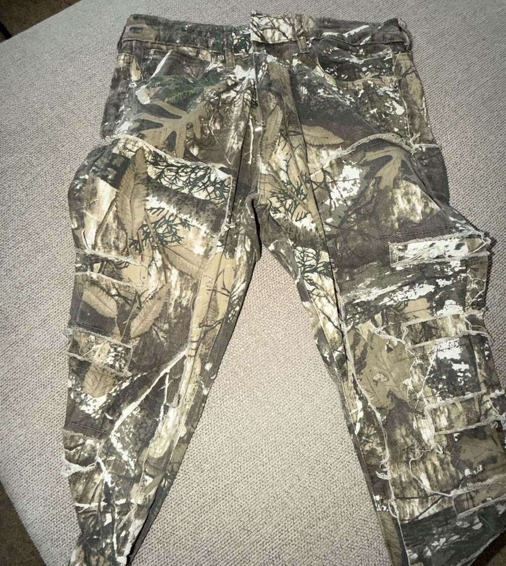 Fashion Nova Men Camo Cargo Pants 30in. New